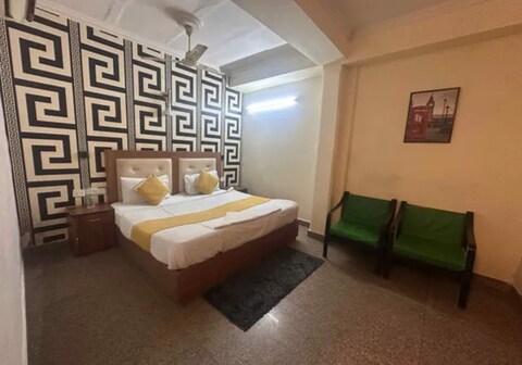 FabHotel Silver Inn Residency