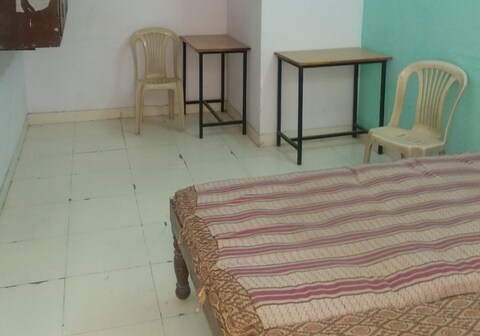 G D Guest House