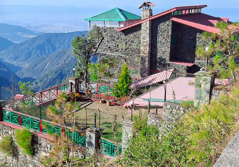 Veenus Cottage | Entire 5 BR Cottage