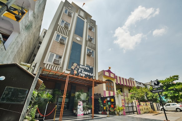 Hotel Flower Inn