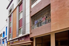 WHITE MOUNT, Chennai WHITE MOUNT, Chennai