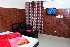 HOTEL B.K PLAZA, Chandigarh HOTEL B.K PLAZA, Chandigarh