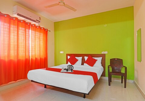 Hotel O Dk Reddy Square