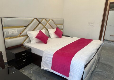 Hotel Rudra Residency
