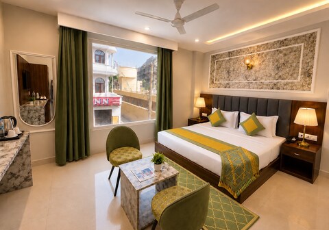 Sitara Premium Royal Dot with Free Parking, Haridwar
