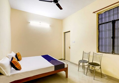 SPOT ON Ganpati Palace