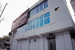 Amazing House By GRB, Delhi Amazing House By GRB, Delhi
