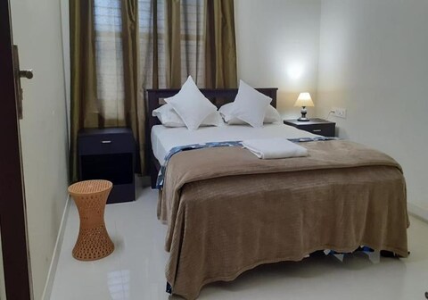 6BHK Apartment by Athrakkatu Enclave