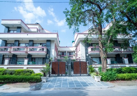 Enkay Residency V Block-Cyber City