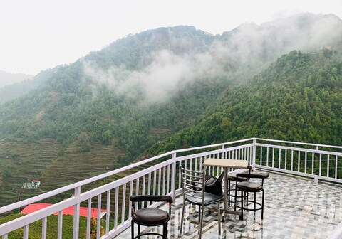 The dhanaulti groove garden