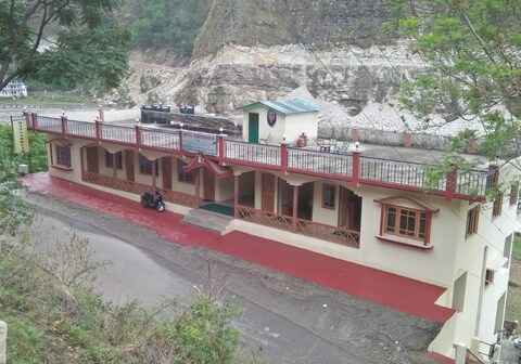 HOTEL MANSAROVAR