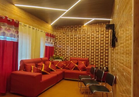 Clouds N Mist Cottage