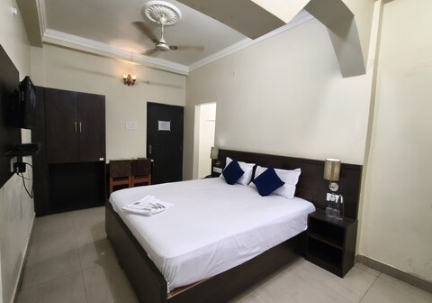 Hotel Manorama International