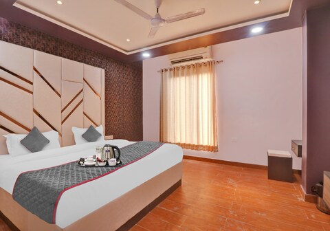 Super Collection O Hotel Blueline