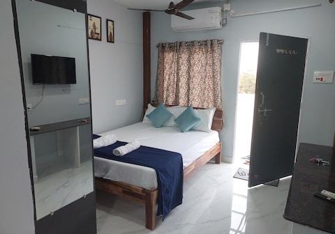 Deccan Stay Studio Flat Connected to Airport