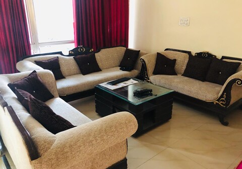 Gaurav resort & apartments