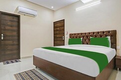 FabHotel Mannat Bhera Enclave, Delhi FabHotel Mannat Bhera Enclave, Delhi