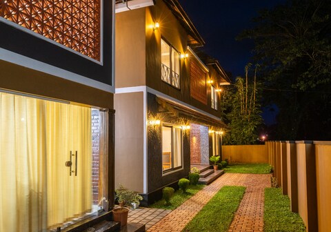 Vipinam, The riverside retreat