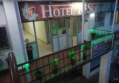 Hotel R Square