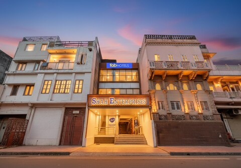 FabHotel Shivkashi Inn Nr. Dasaswamedh Ghat
