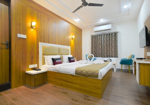 Aceotel Resort Seventh Cloud, Indore