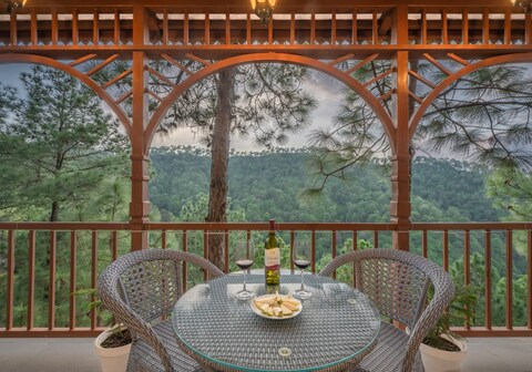 Sukoon Ghar | 4 Bedroom Luxurious villa in Kasauli