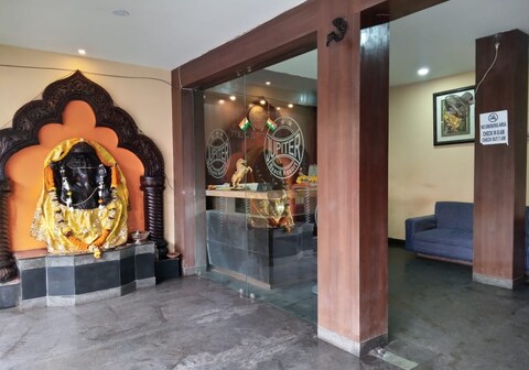 Juipter beach resort