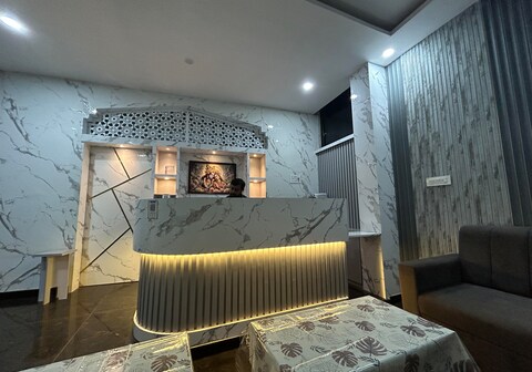 RADHE KRISSHNNA MAHAL