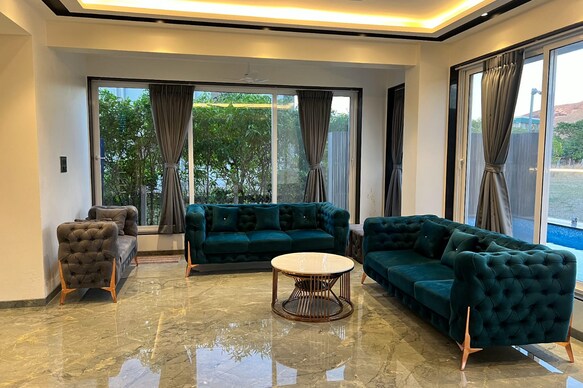 S2 Premium Villa Igatpuri 4BHK- Heated Jacuzzi, bathtub and Infinity Pool