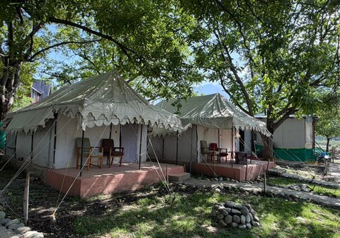 Starry Night Stay