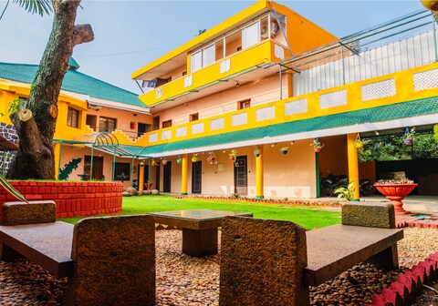 La Courtyard, Pondicherry