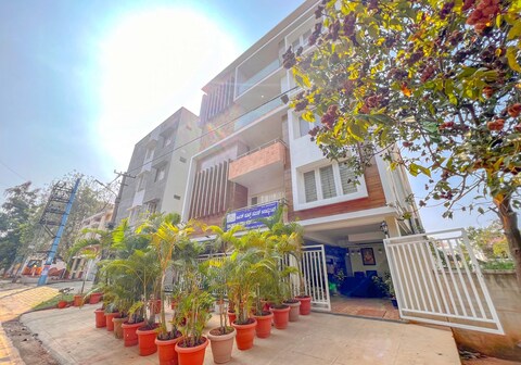 Windfall Service Apartment