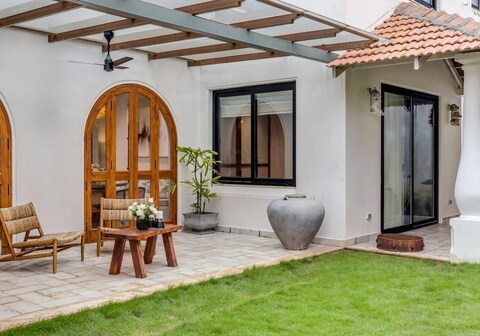 Quantic 5BHK by Rainforest luxury villa