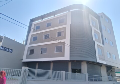 Hotel Aditya Inn