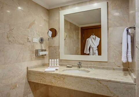 Radisson Blu Resort & Spa, Cesme