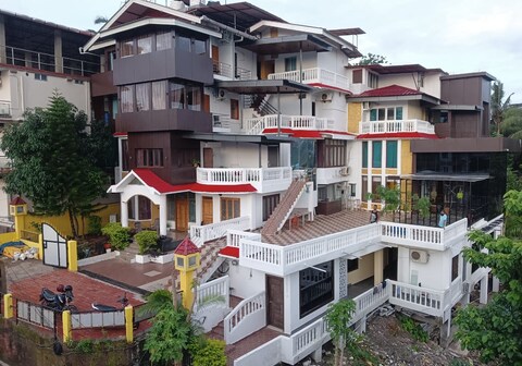 Seven Seas Dream Castle | Balcony Rooms with Wifi