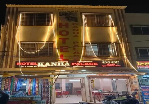 FabHotel Kanha Palace