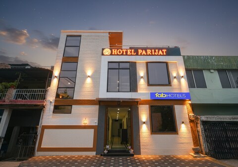 FabHotel Parijat