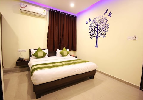 Hotel Mtrip Prahladnagar