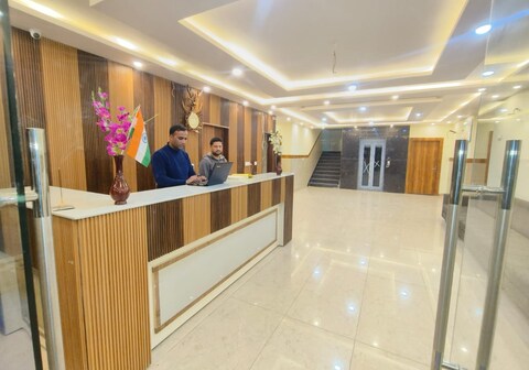 Dev Residency Inn| Near Katra Railway Station