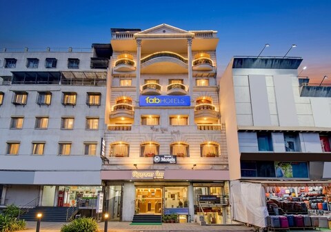 FabHotel Malwade Motel