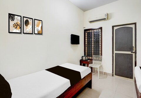 Hotel O Adhavan Residency