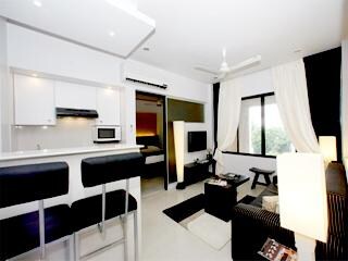 AR Suites Fontana Bay-One Bedroom Apartment Living Room