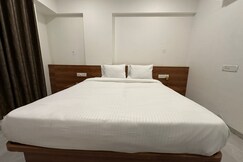 Hotel Royal Palace - Rasta Peth, Pune Hotel Royal Palace - Rasta Peth, Pune