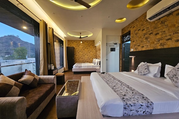 Hotel Leela Vilas-A Boutique Hotel