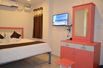 Ulo R2 Banquet and Rooms, Chennai Ulo R2 Banquet and Rooms, Chennai