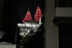 Homestay in Vrindavan Chandrodya Mandir, Vrindavan Homestay in Vrindavan Chandrodya Mandir, Vrindavan