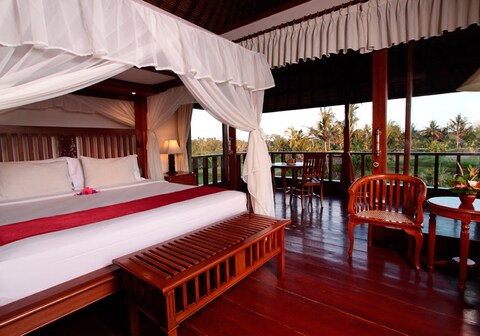 Santi Mandala Villa & Spa