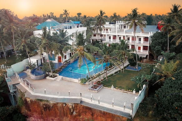 Skylar Seaview Beach Resort & Spa