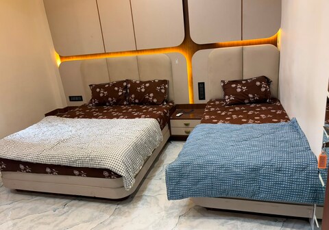 Hotel Vrikash stay